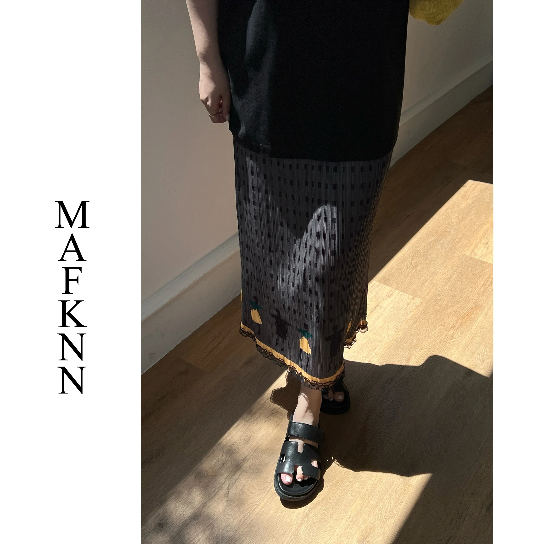 

Slimming Large Size Women's Pure Color Versatile Summer Half-length Skirt JoJo Private Collection MK12660 Midi Skirt for plus...