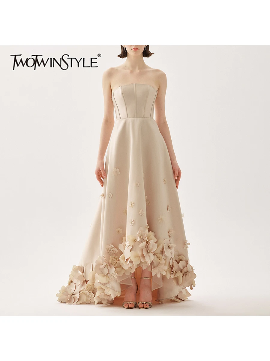 TWOTWINSTYLE Solid Spliced 3D Floral Slimming Irregular Dresses for Women Strapless Sleeveless Patchwork Zipper Dress Female New
