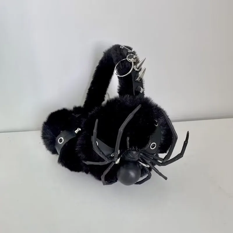 Neue handgemachte Venom Spider Plüsch Ohrenschützer dunkel schwarz Punk Nieten warme Subkultur Ohrenschützer faltbare Winter-Accessoires für Mädchen