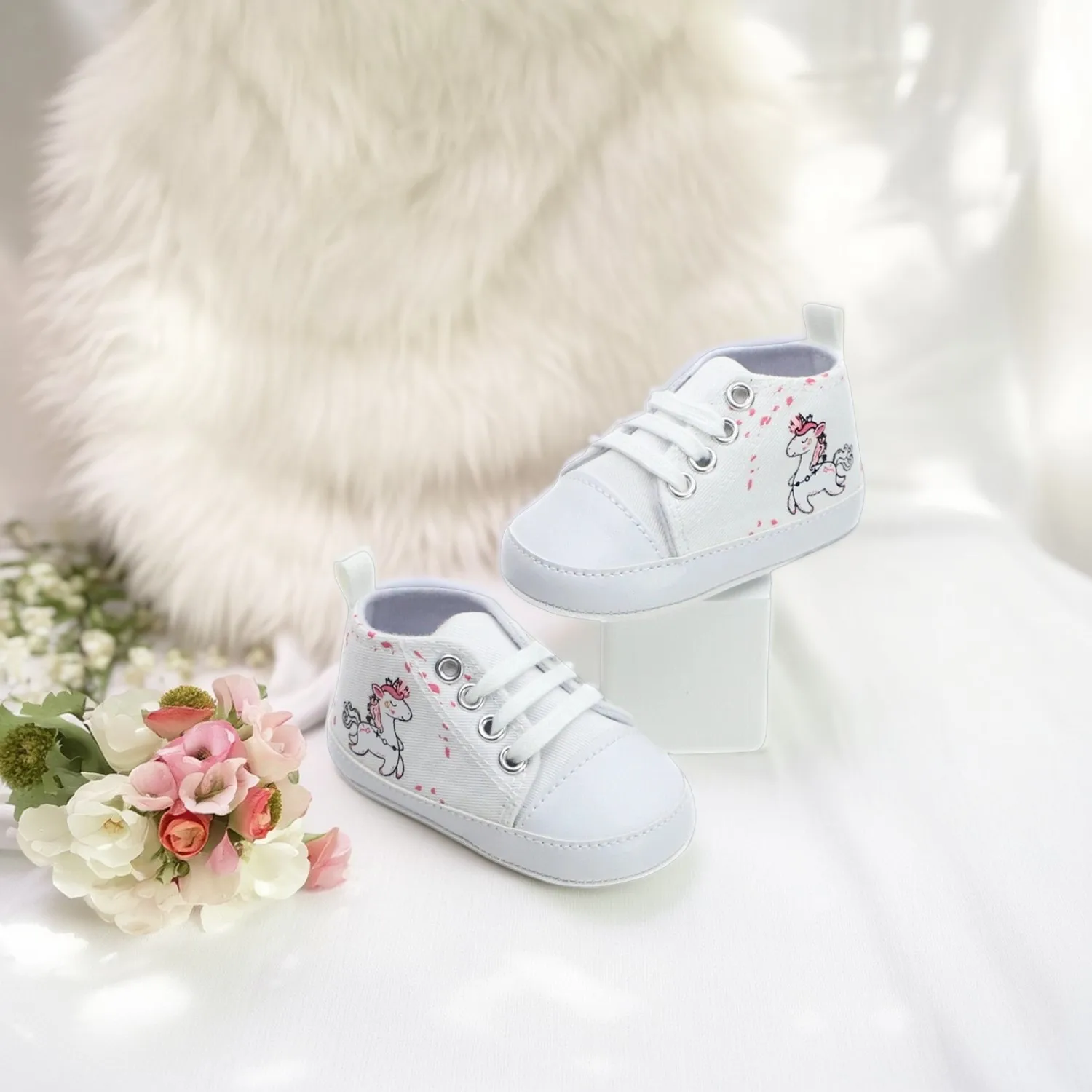 أحذية قماشية للفتيات الصغيرات، أحذية بيضاء، أحذية أطفال بعمر 0-1 سنة، أحذية أمامية، نعال ناعمة، قابلة للتنفس وغير قابلة للانزلاق