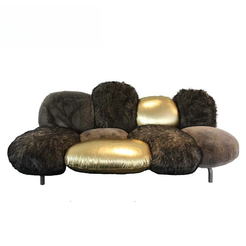 Sofa w stylu kremowego wiatru