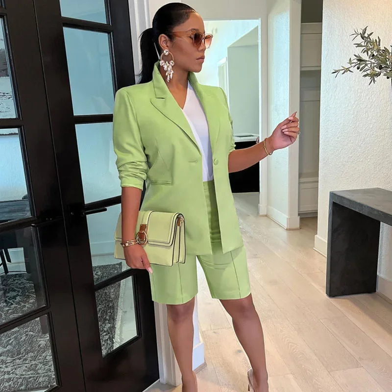Solid Casual Set di due pezzi per donna completi coordinati completi Blazer a maniche lunghe cappotto e pantaloncini Office Lady eleganti abiti da