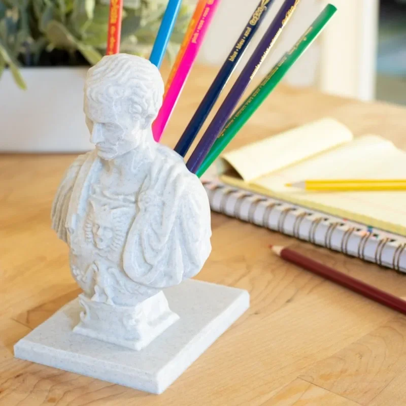 Creative Character Modeling Julius Caesar Pen Holder Ornaments Living Room Bedroom Study Pencil Storage Pen Holder Decoration