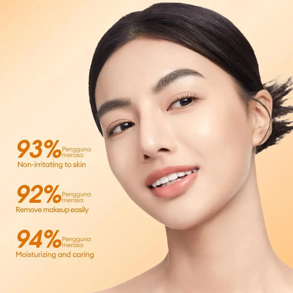 민감한 피부를 위한 VC 에센스가 함유된 듀얼 페이즈 메이크업 리무버는 자극 없이 끈적임 없는 메이크업을 즉시 녹여줍니다.