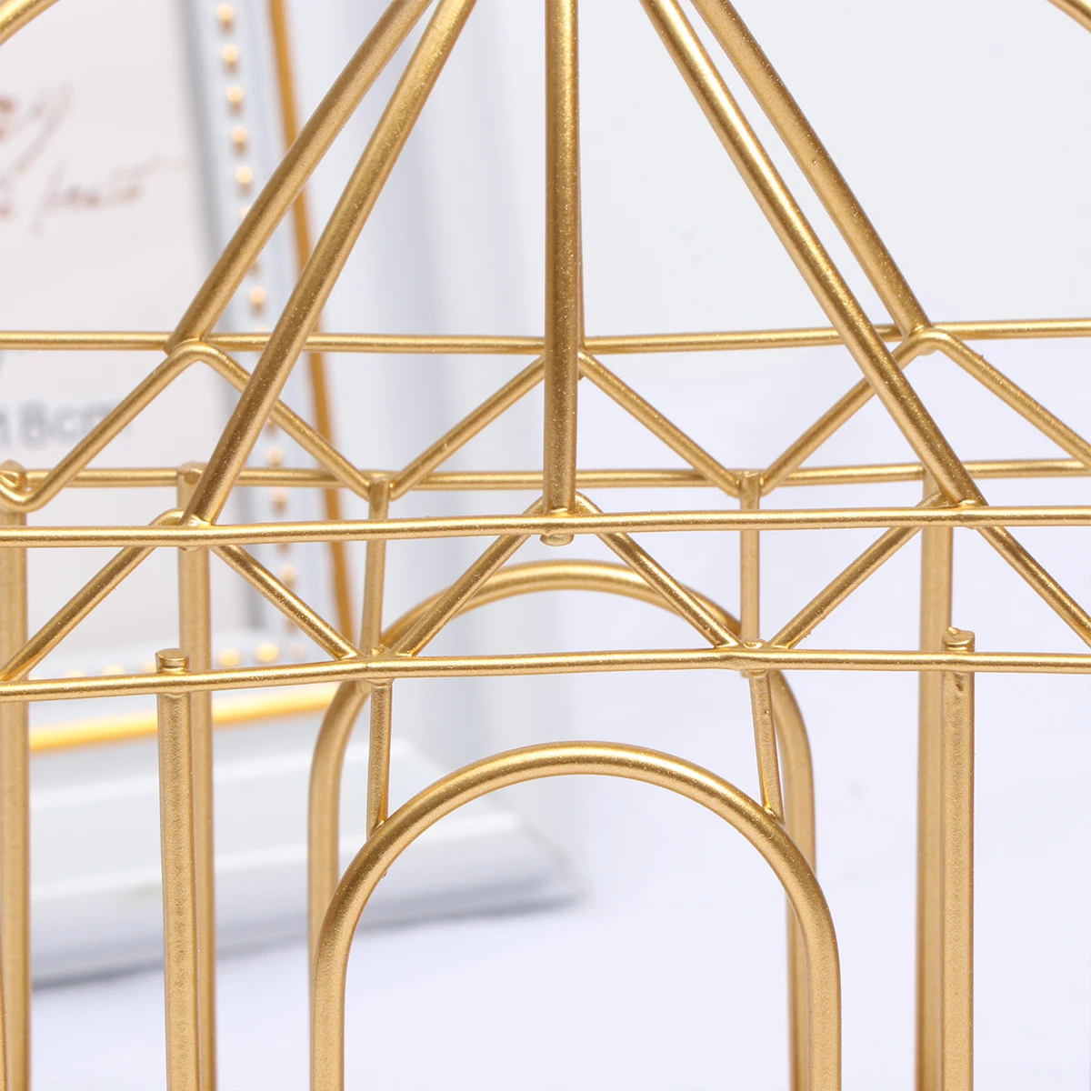 

Iron Ornaments Jewelry Display Rack Creative Design Stable Performance Long Service Perfect for Earrings Retail Home Great Gift
