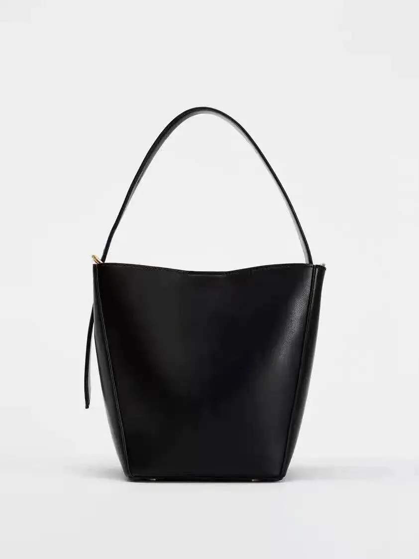 

Faionable Buet Aped Oulder Women's Handbag New Autumn Winter Collection Versatile Crossbody Bag High End Design