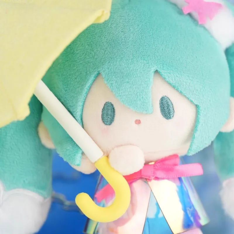 Breloczek pluszowy Hatsune Miku anime, 15 cm, kawaii, miękka lalka, urocza seria Rain Melody, zawieszka do plecaka, prezent.