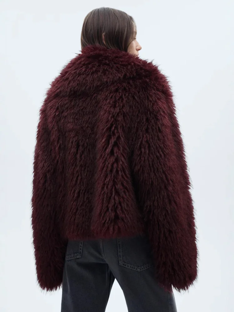 Luksusowa kurtka damska ZMEENNA z imitacji futra w kolorze bordowym, o puszystej fakturze, stylowa i ciepła odzież wierzchnia idealna na zimę ZM4107