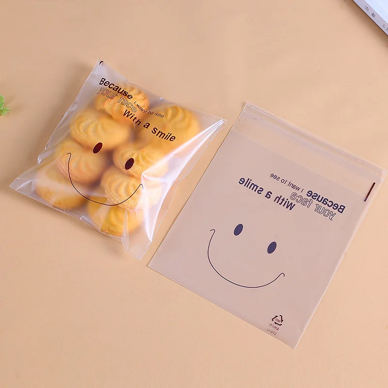 14X14CM 100/200/300Pcs Cute Frosted Smiley Plastic Bag Reusable Self-Adhesive Cellophane Candy Toast Seal Food Wrapping Bag