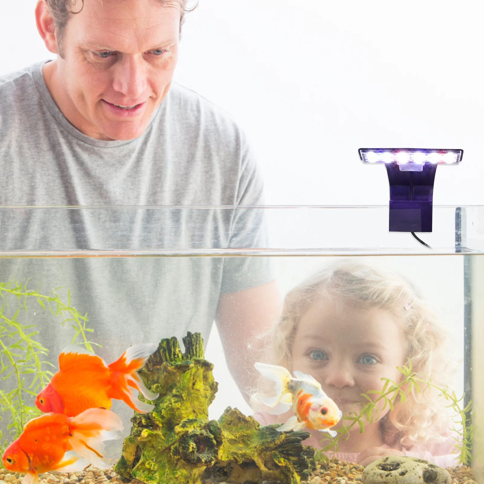 

LED Fish Tank Light Clip-on Aquarium Lamp USB Rechargeable Waterproof Clip Aquarium Lighting for Aquatic Plants and Fish