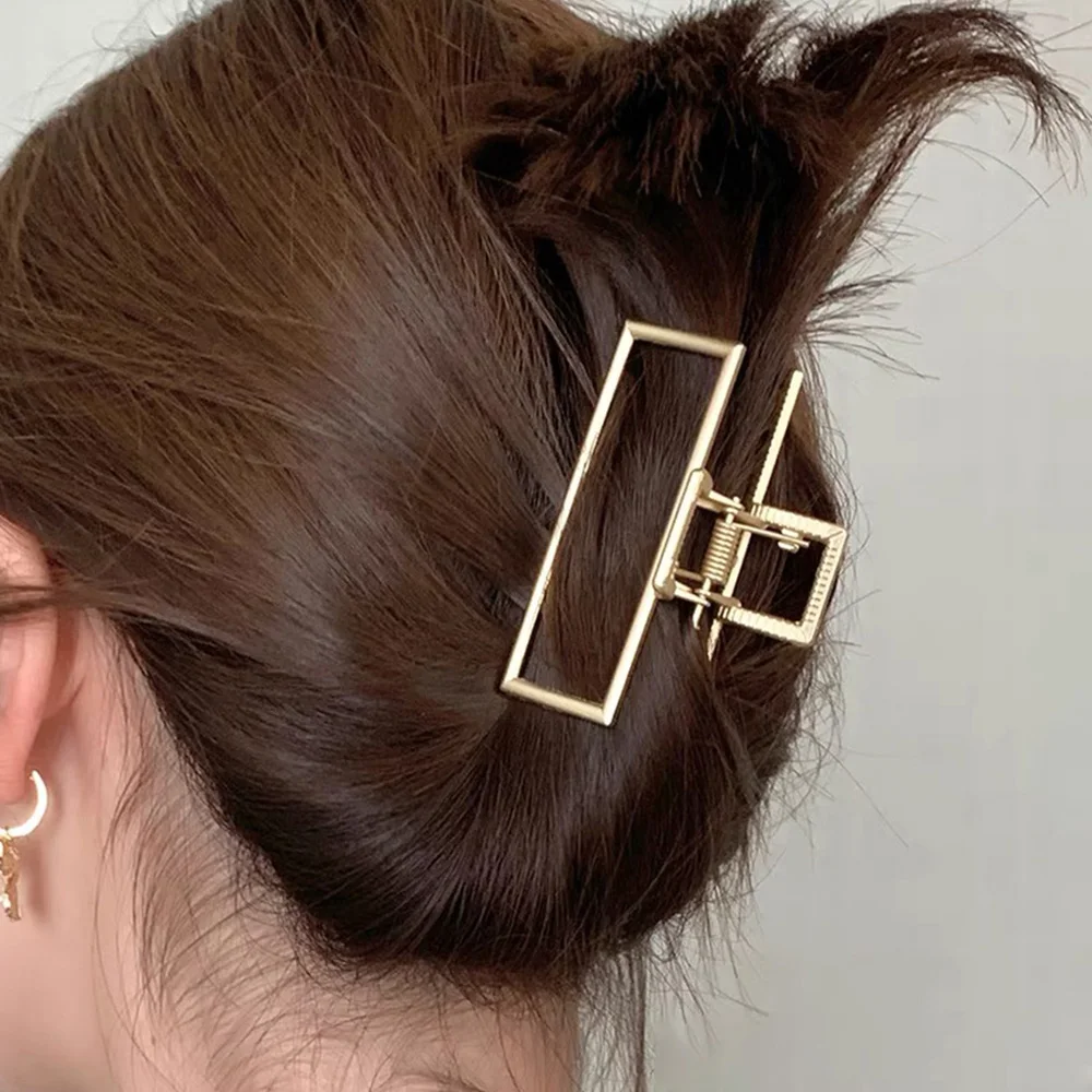 Pinzas para el pelo con perlas de cristal y diamantes de imitación brillantes para mujer y niña, horquillas de cangrejo de Metal geométrico, accesorios para el cabello