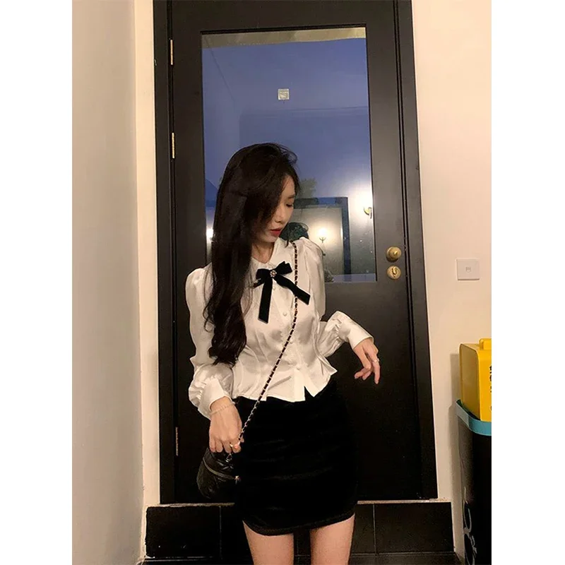 White Bow Shirts Women Sweet Preppy Kawaii Lace Patchwork Blouses Lolita Korean Elegant Peter Pan Collar Long Sleeve Crop Tops