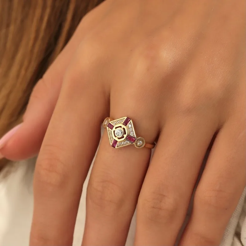 European and American fashion palace style ruby fashion block creative women\'s ring