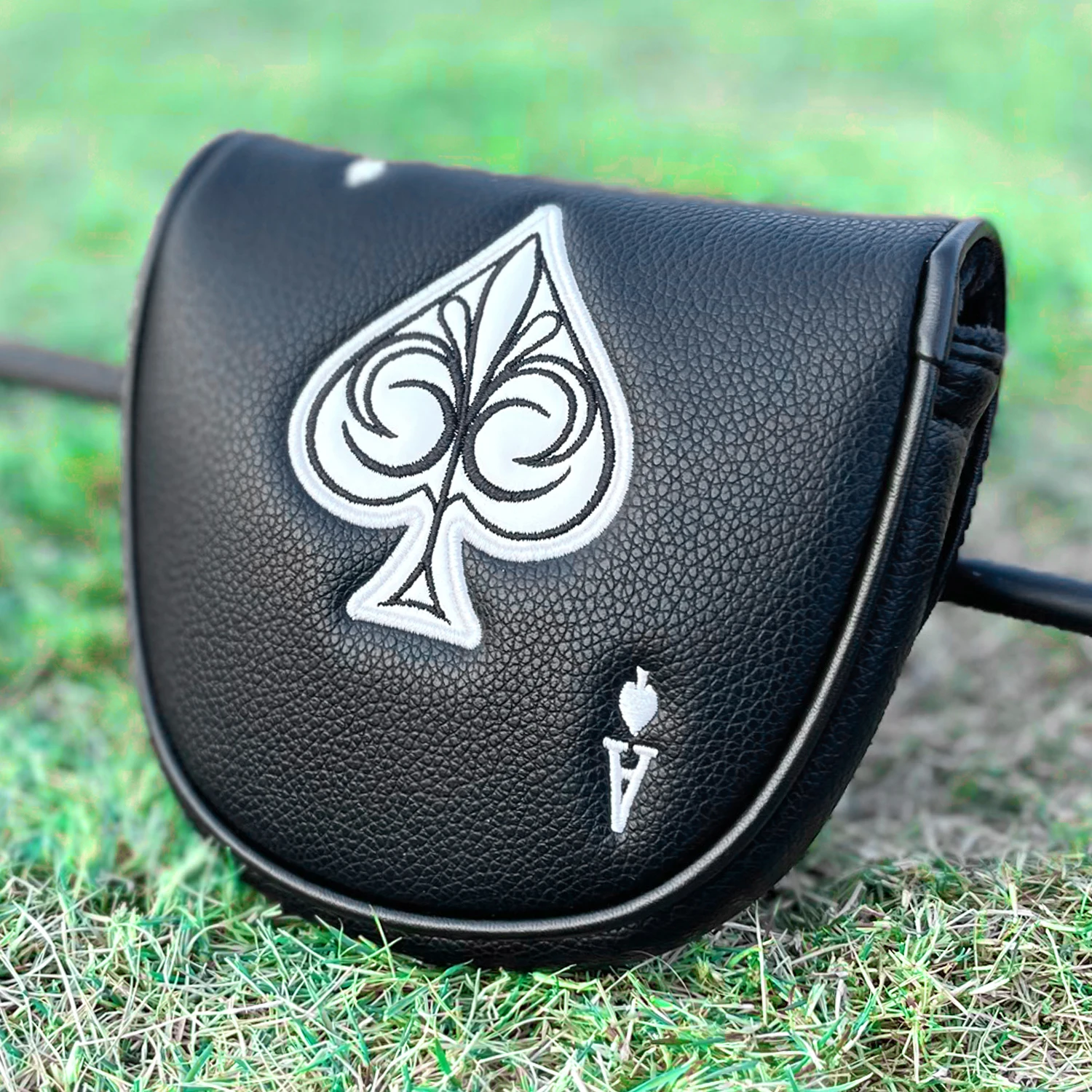 1pc Spade Design Style Club Head Cover, Golf Putter Club Head Cover, Golf Blade Putter Head Cover, Half Circle Putter Head Cover