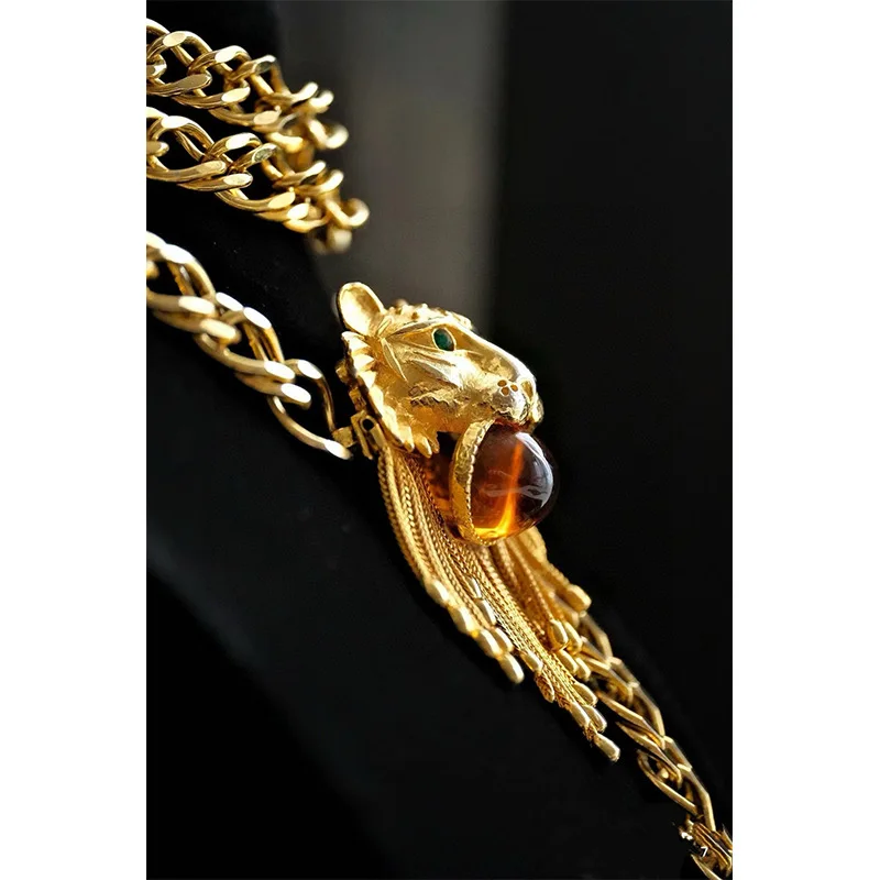 High-quality Brass-gold Plated Glass Lion Tassel Choker Necklace Retro Enamel Design  Exaggerated Style That Extraordinary