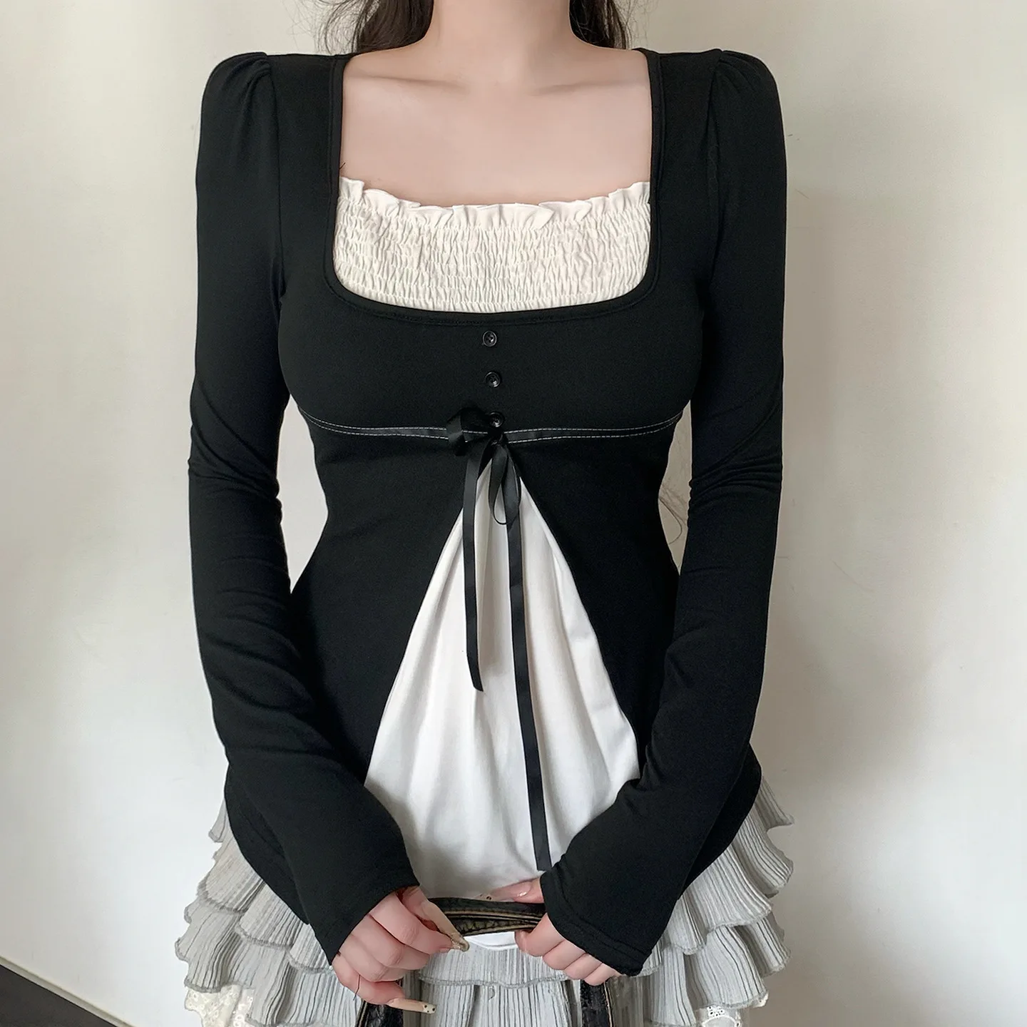 Sweet Wind Contrasting Color Splicing Pleated Square Neck Long-sleeved T-shirt Lace-up Waist A Pendulum Doll Shirt Top Women