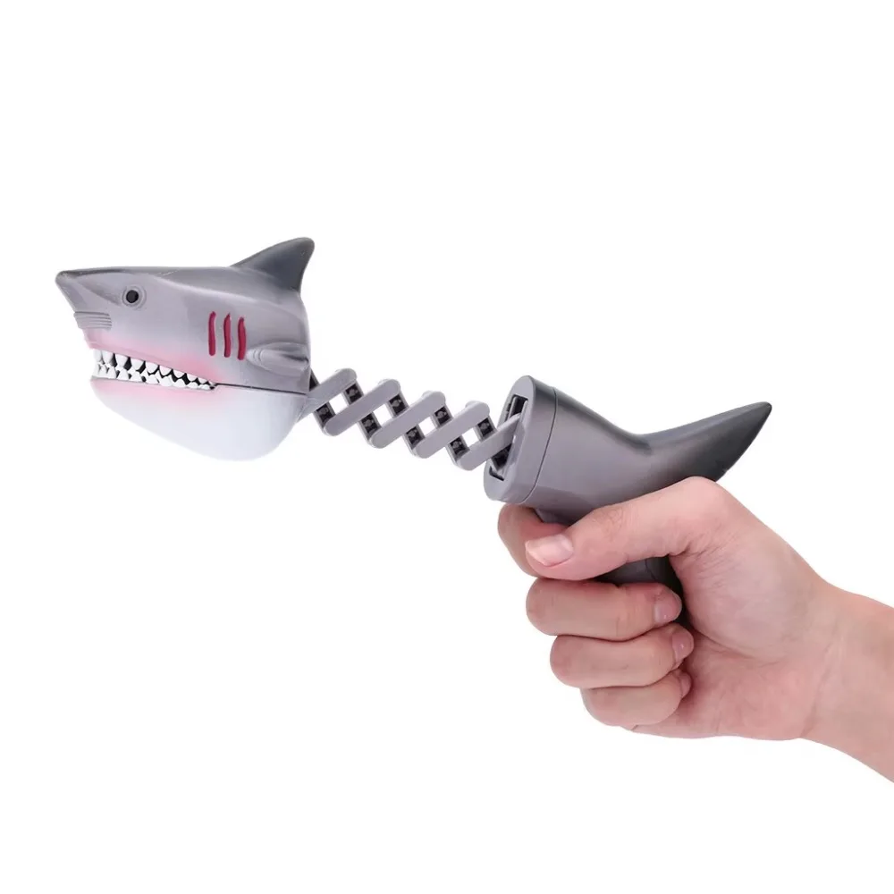 Scherzo divertente Spoof Shark telescopico Spring manipolator Clip Bite Hand Dinosaur Prank giocattoli di interazione genitore-figlio roba fresca