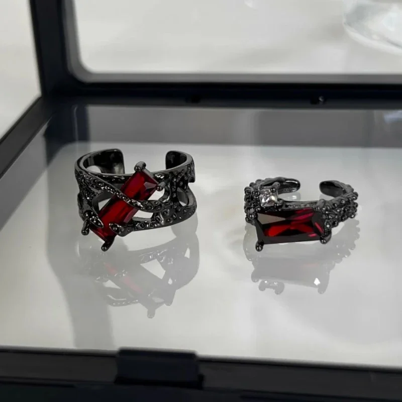 1/2pcs Irregular Ruby Stone Ring Y2K Aesthetic Girl Hollow Red Crystal Ring for Women Punk Open Ring Vintage Jewelry Accessories image 3