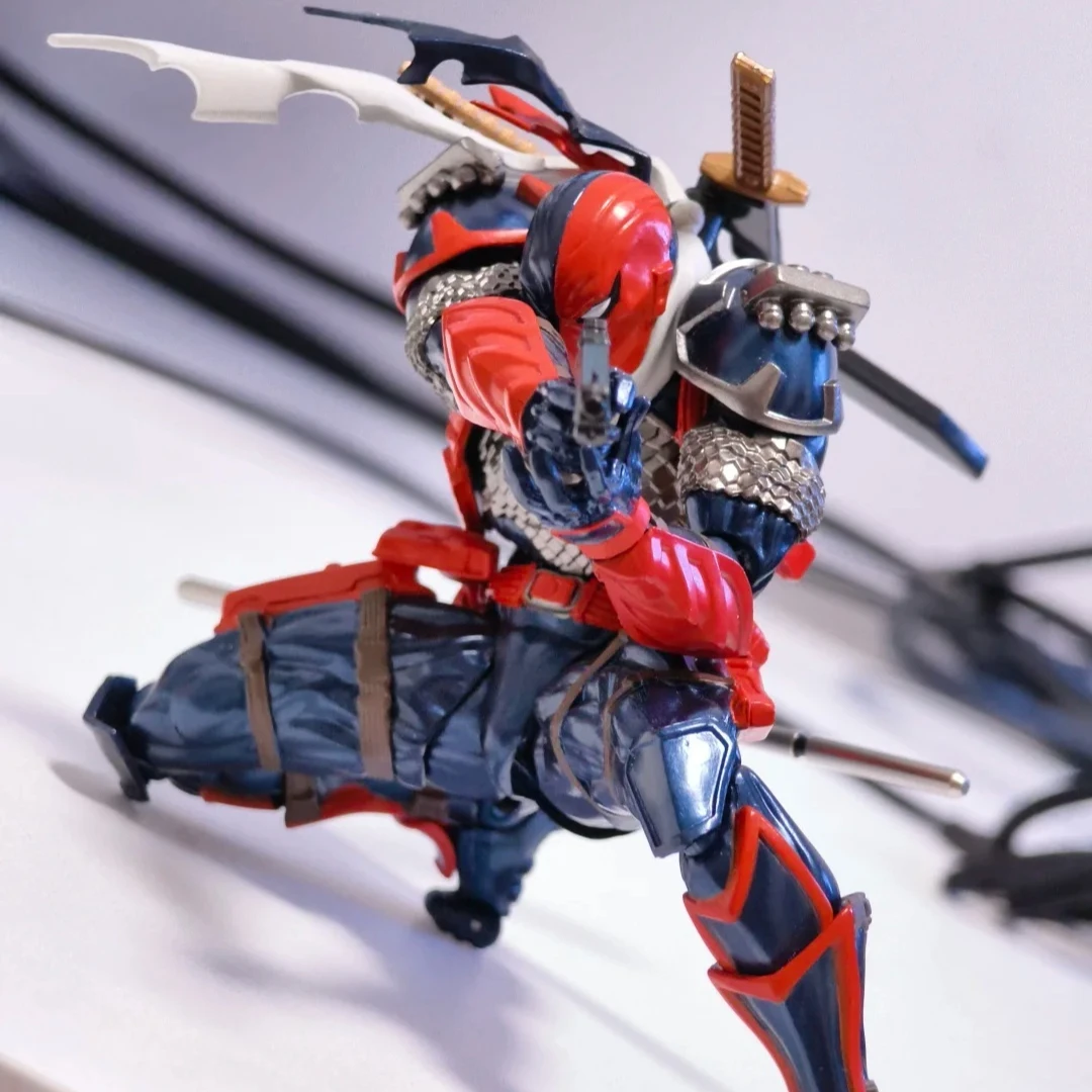 Revoltech Deathstroke Slade Joseph Wilson Action Figure Kaiyodo Amazing Yamaguchi Terminator Figures GK Collection Model Toys