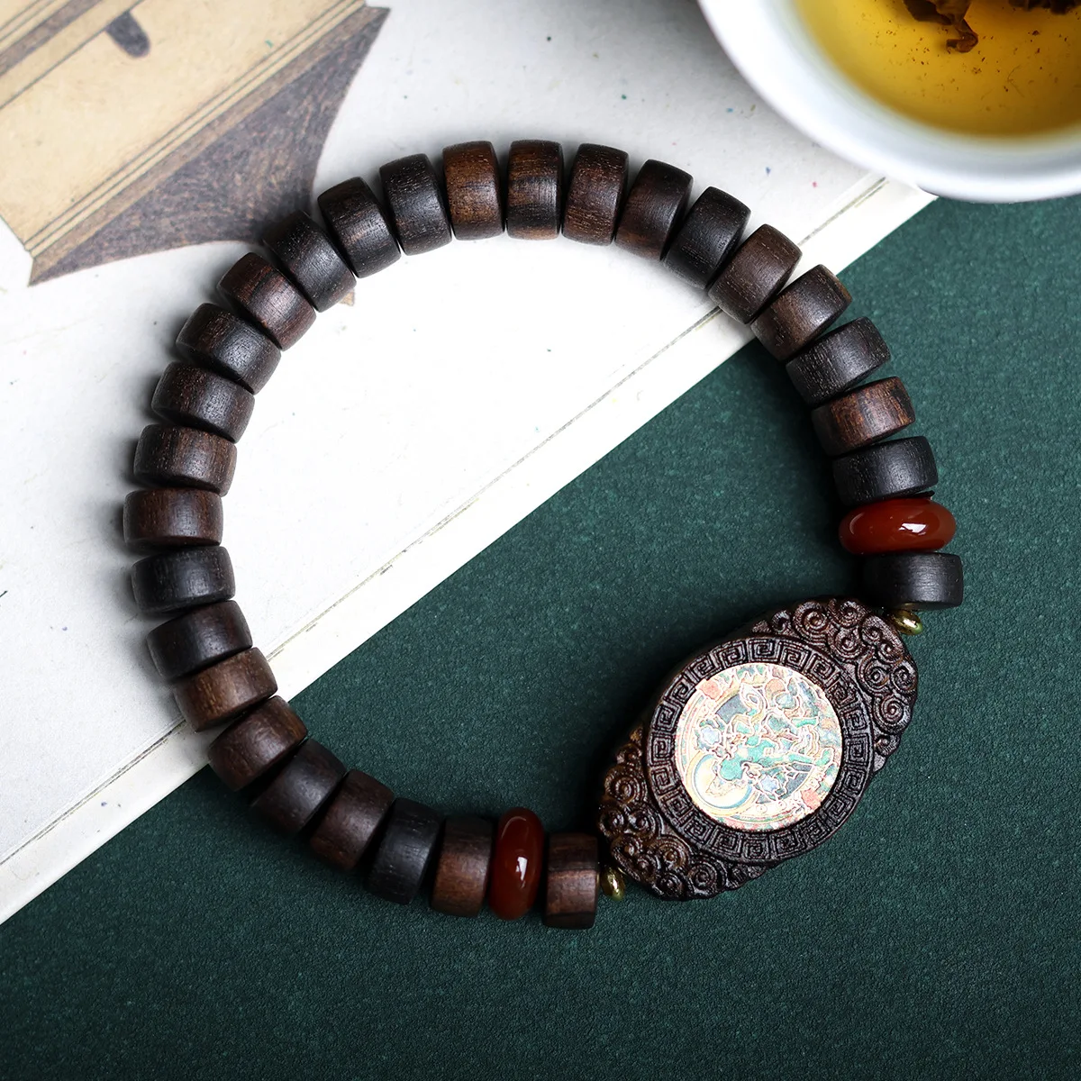 

Agarwood Tablet Bead Single Loop Bracelet Green Tara Handpiece Accessory Wooden Jewelry for Women and Men Gifts