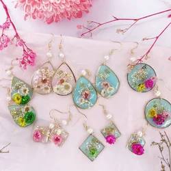 Minar Sweet Romantic Transparent Resin Flower Earring for Women Gold Color Alloy Water Drop Real Dye Flowers Dangle Earring 2024