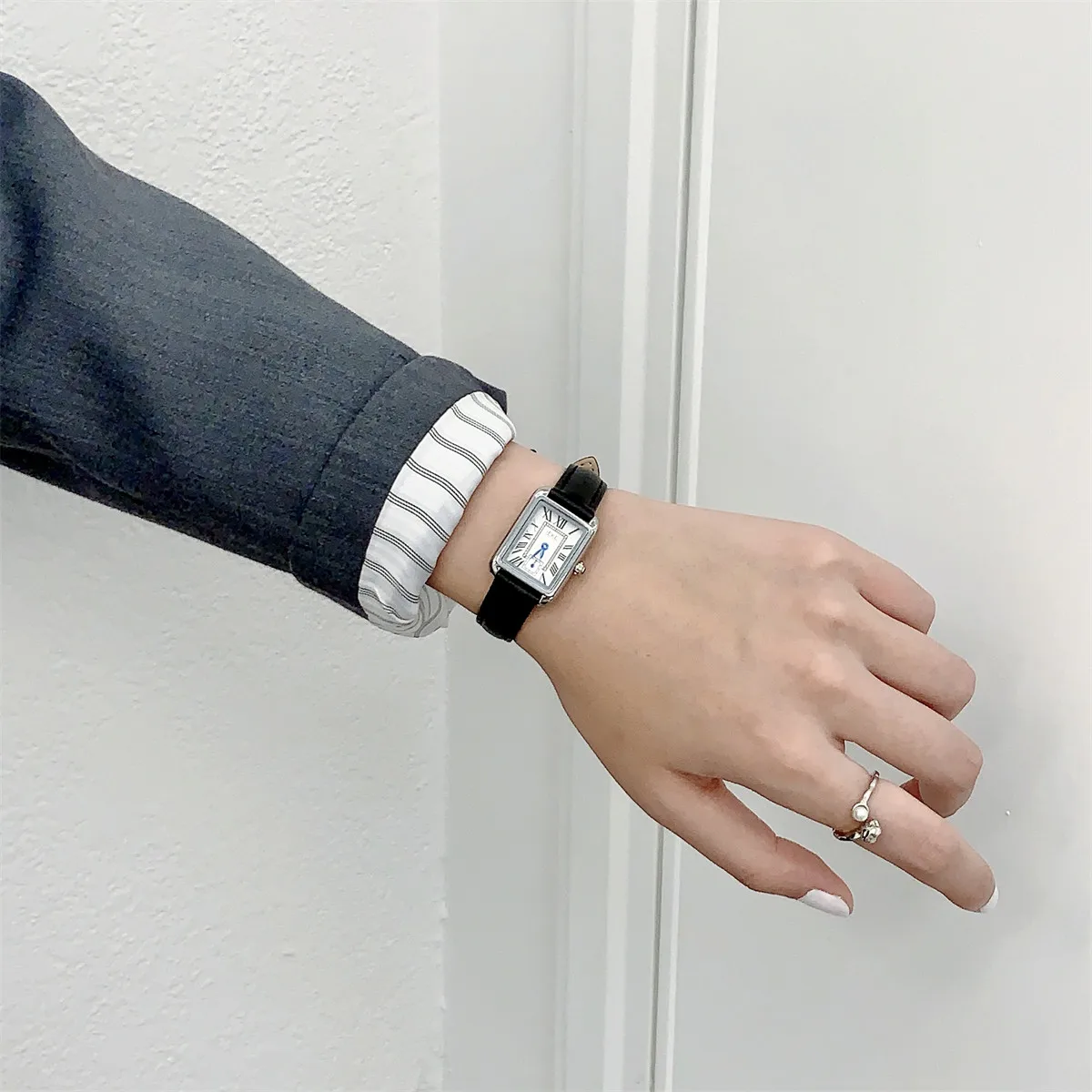 New Vintage-Style Women'S Watch, Luxurious And Versatile Retro Student Watch, Unique Timepiece, High-Quality Women'S Watch.