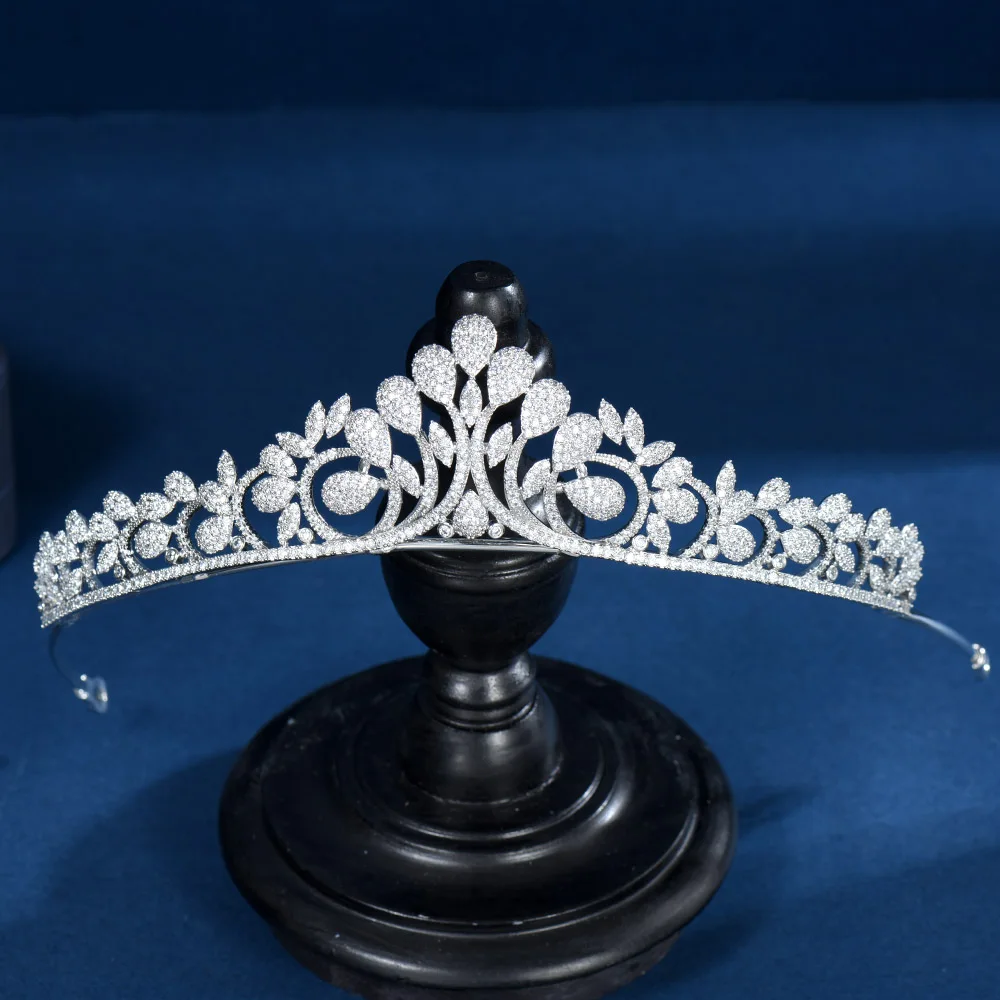 

HIBRIDE Beauty Cubic Zirconia Crystal Headband for Women Bridal Wedding Hair Accessories Full Micro Pave Tiaras and Crowns C-101