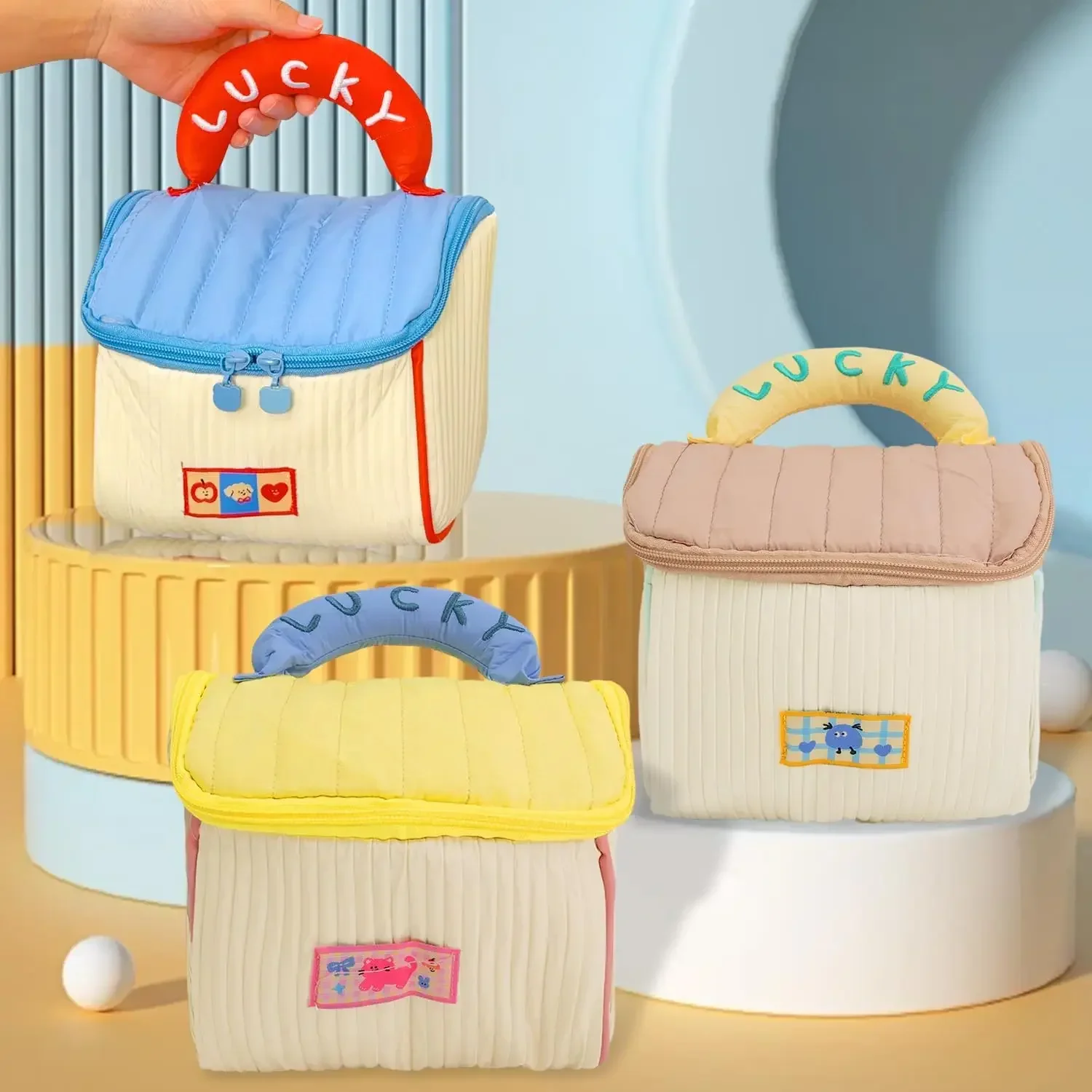 Makeup Bag with Handle Waterproof Portable Travel Storage Bag Large Capacity Skincare Wash Storage Toiletry Bag House-Shaped