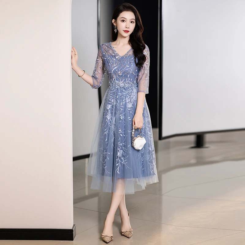 Blue Lace Mother Of The Bride Dresses Elegant V-Neck A-Line Tea-Length Tulle Women Wedding Party Gowns