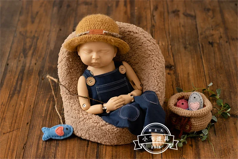 Neonati maschi Puntelli per fotografia Cowboy Denim Reggicalze Senza maniche Pagliaccetto Cappello Vestiti Costumi Studio di ripresa Puntelli per foto