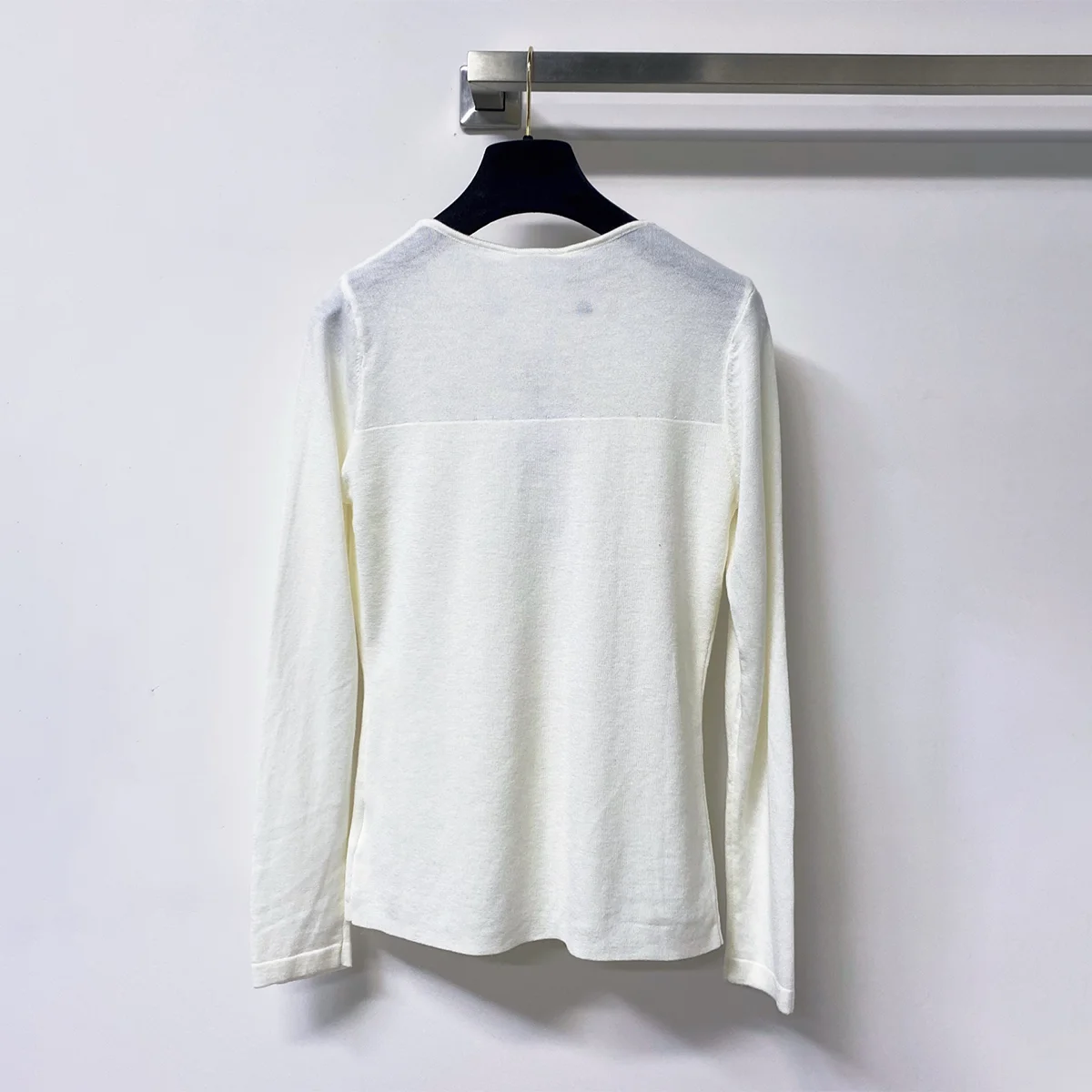 2026 High quality women's knitted long sleeves with simple round neck and thin design, slightly transparent and slim fit--hb727