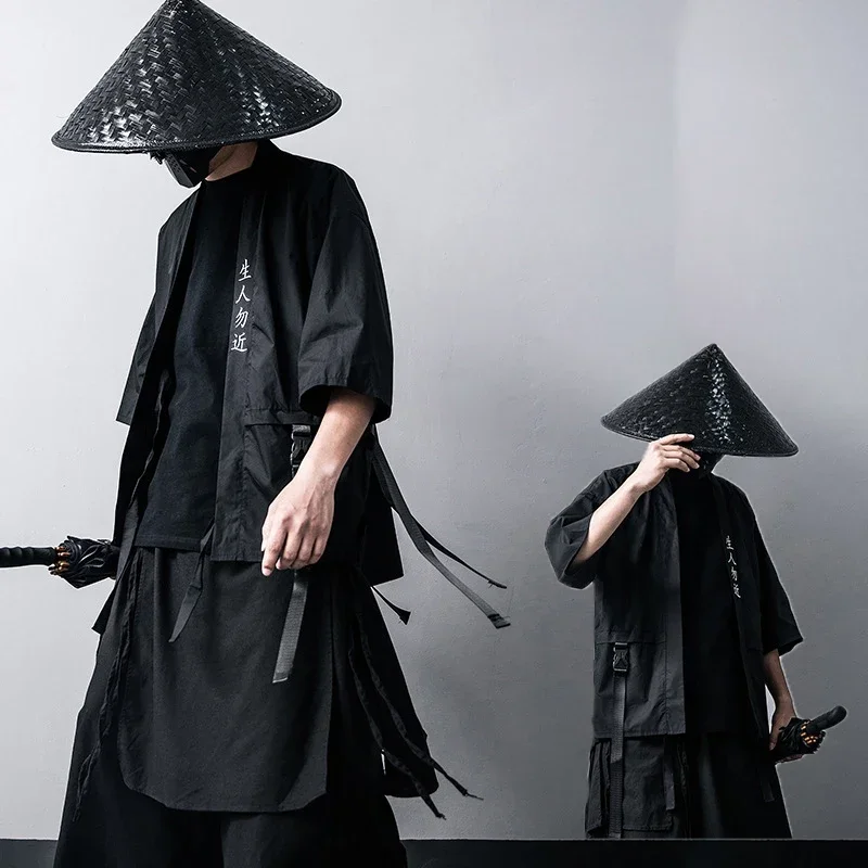 

2023 New Japanese Traditional Black Kimono Cardigan Diablo Samurai Ninja Cosplay Suit Chinese Hanfu Style Coat Streetwear