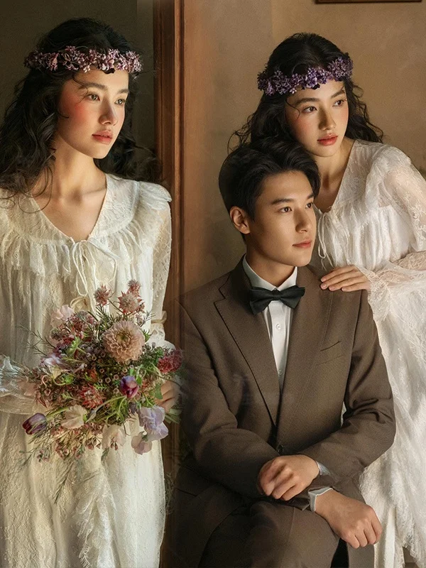 

Romantic Lace Morning Robe Photography Studio Ambiance Personal Portrait Photography Clothing Vintage Style Chinese Production