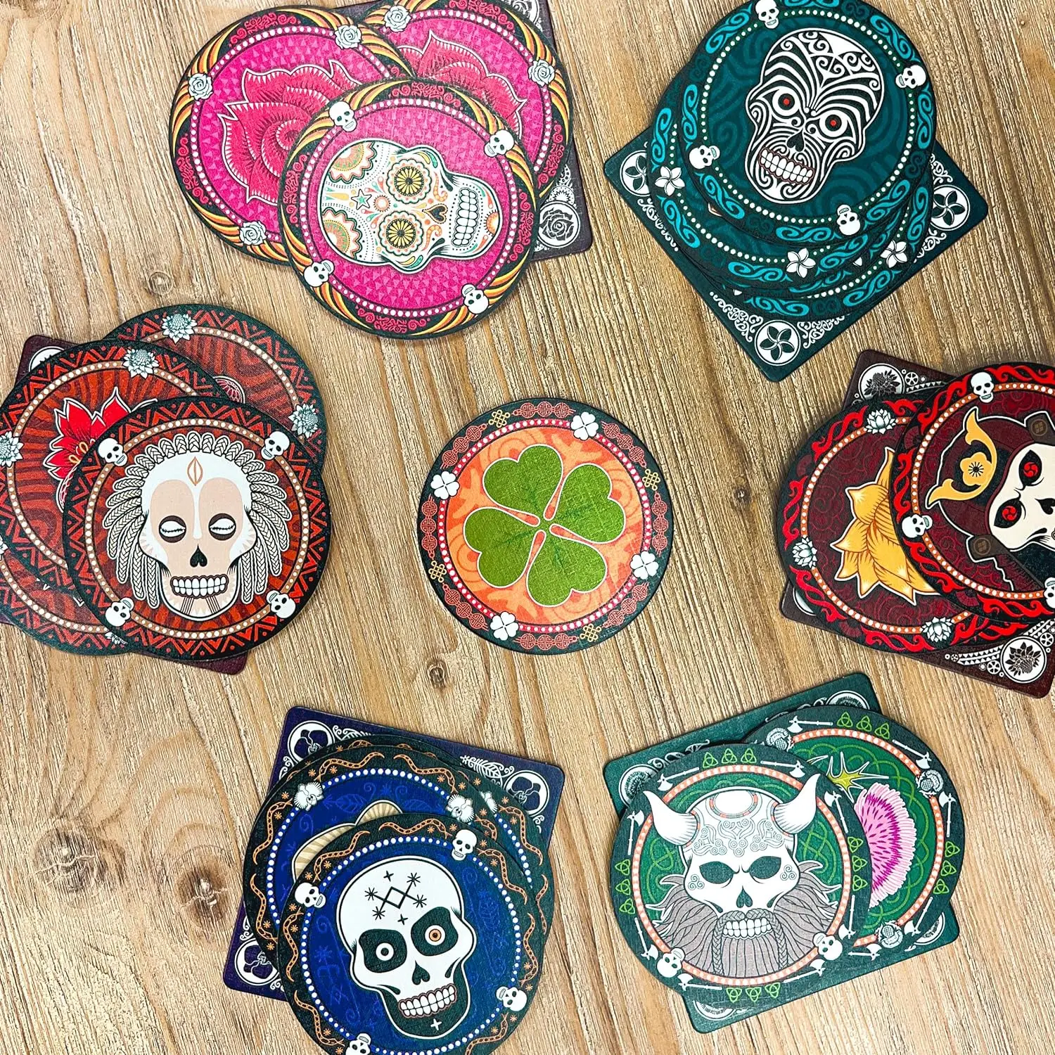 Król czaszki kwiatowej | Bluffing Card Game | Gra imprezowa | Wiek 10+ | 3-6 graczy | 20–30 minut grających