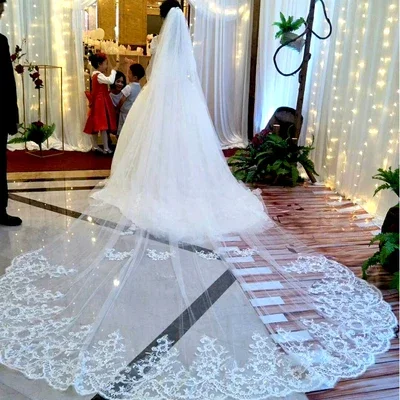

2 Layers Bridal Veil Luxury 4M Long Wedding Veils With Comb Sparkling Lace Applique Elegant Cathedral Wedding Accessories