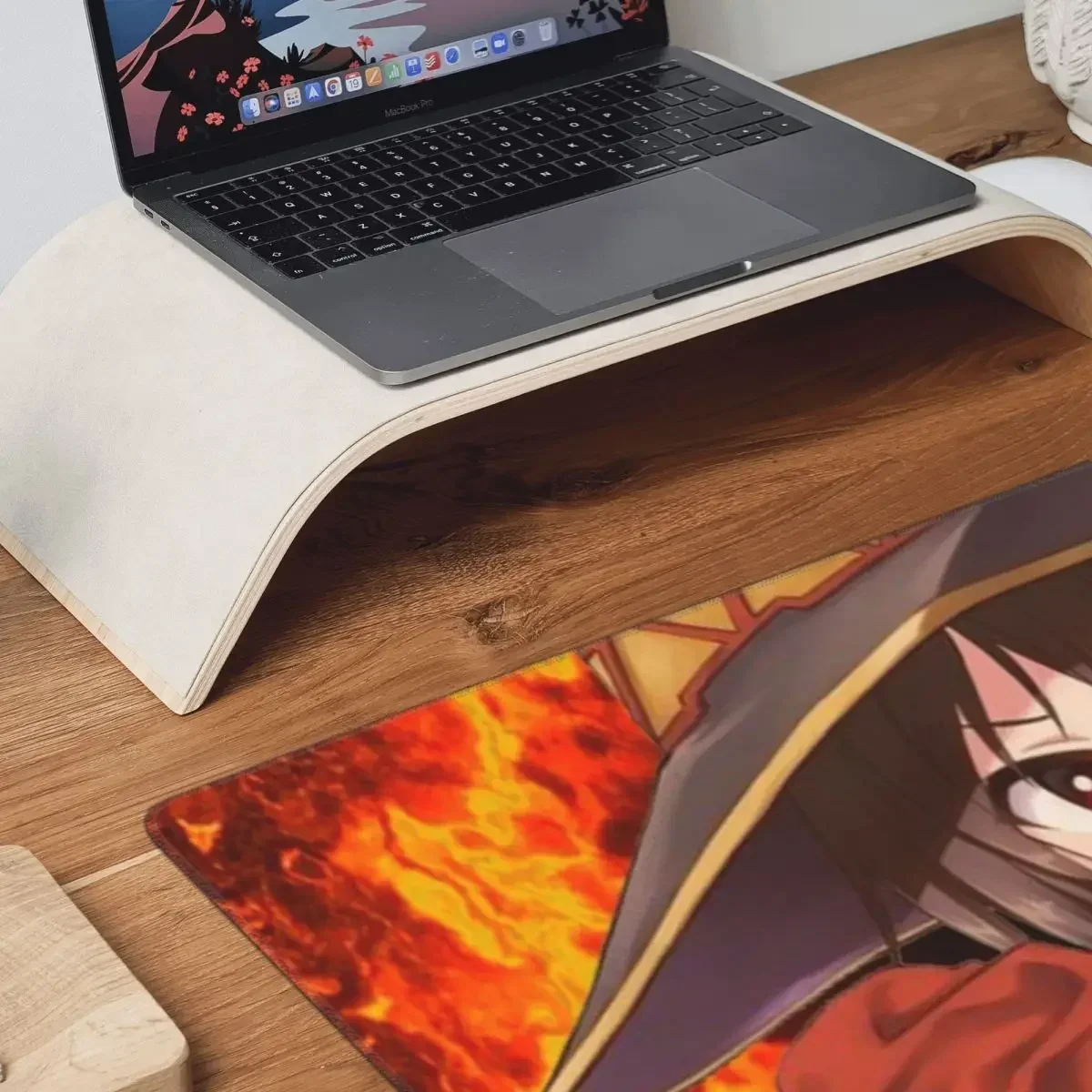 كونوسوبا! - لوحة ماوس كبيرة من Megumin، لوحة مفاتيح الكمبيوتر، حصيرة الماوس لألعاب الكمبيوتر المحمول، حصيرة مكتبية، ملحقات المكتب، مفارش الطاولة