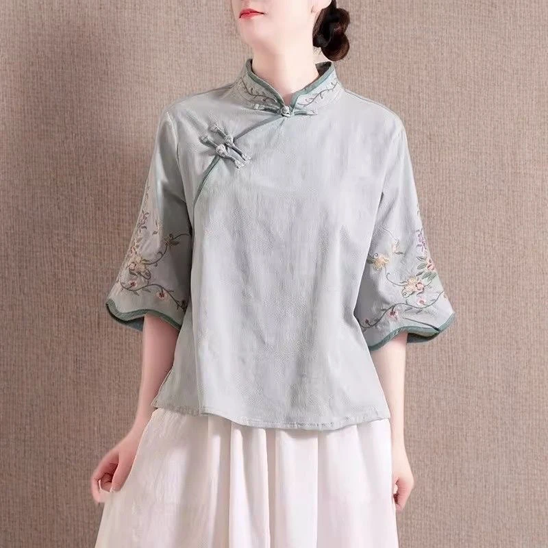 

Ретро большой размер с вышивкой из хлопка и льна с воротником-стойкой, весна-лето, китайский женский топ National Faion