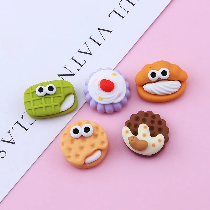 

10pcs Cute Cartoon Resin Cookies Cabochons Flatback Kawaii Fake Foods Biscuits Desserts Reins Accessories for Girls Headwear DIY