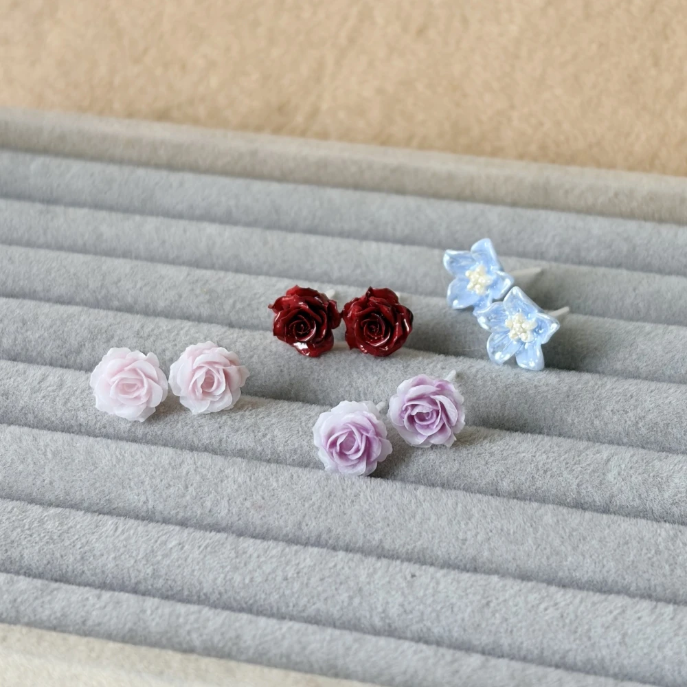 2PC Biological Porcelain Stud Earrings Non-toxic and Non-allergenic Fashion Flower Shapes For Choose