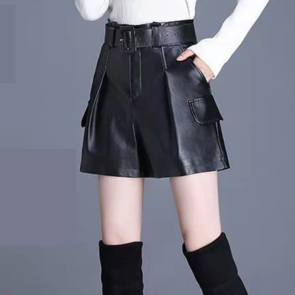 Leather  shorts women's autumn and winter wear casual  2025 new high-waisted  wide-leg  boots and pants  trend