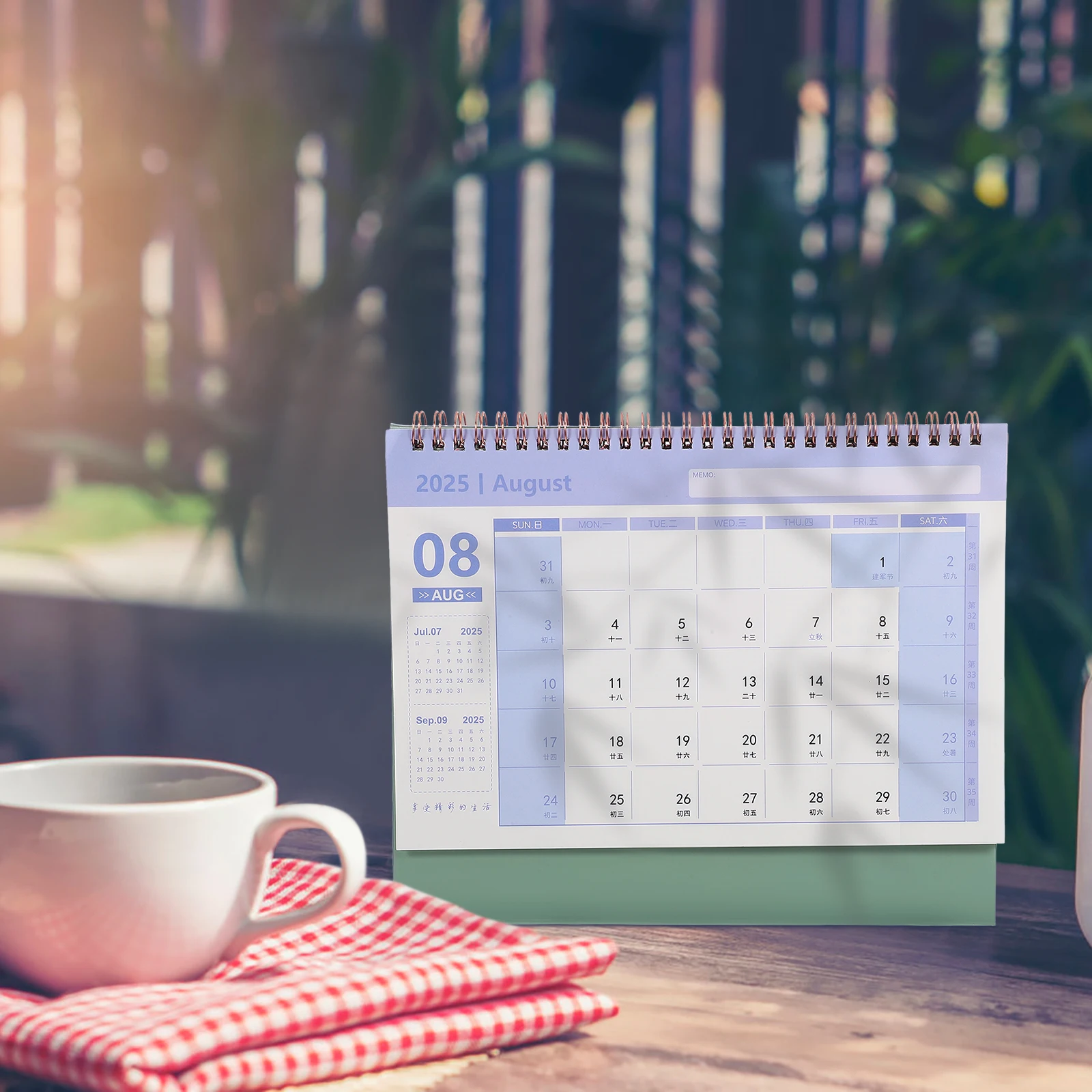 

Gold Stamping Calendar Delicate Standing Decorative Daily Desk Decoration Month Table Decorations