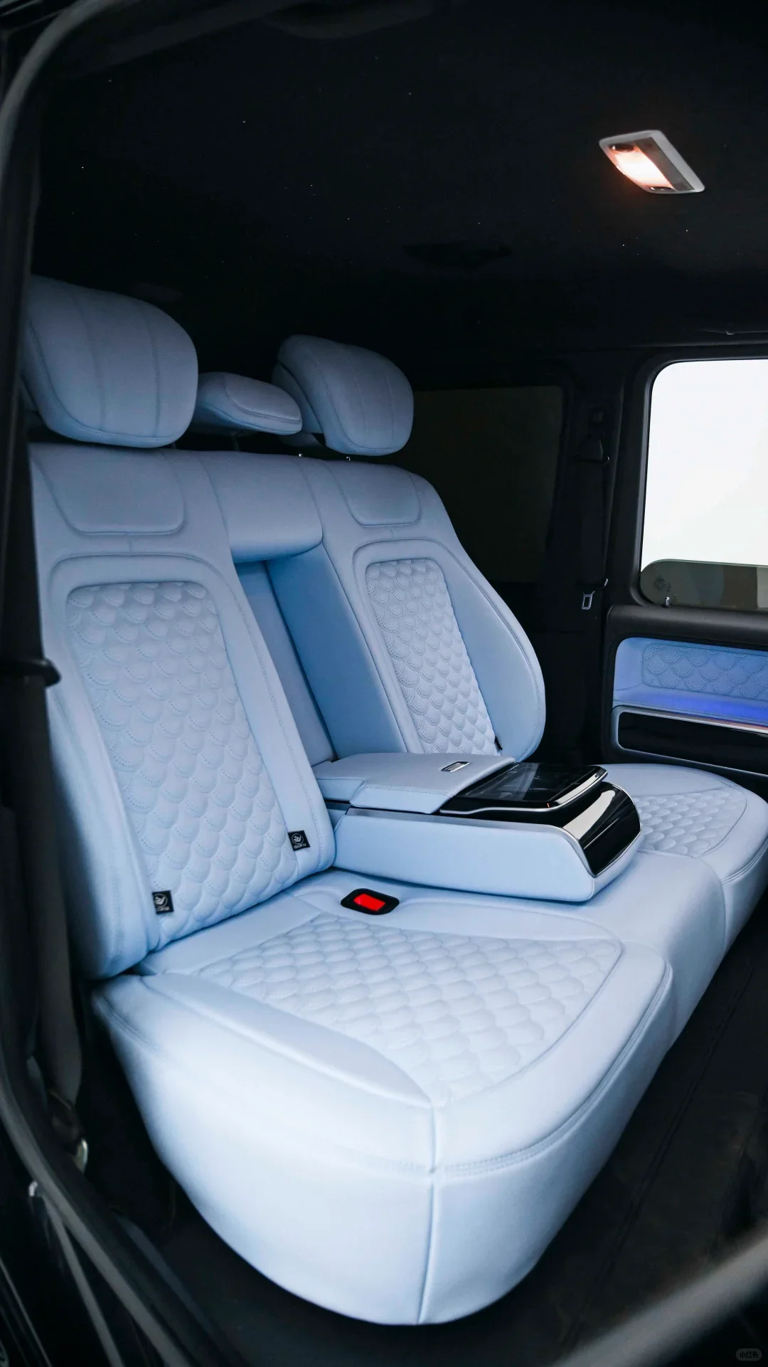 2026 Newest Factory Color Customization Car Seat Cover Is Supported Upgraded for W463 G500 G800 G900 G63 G500
