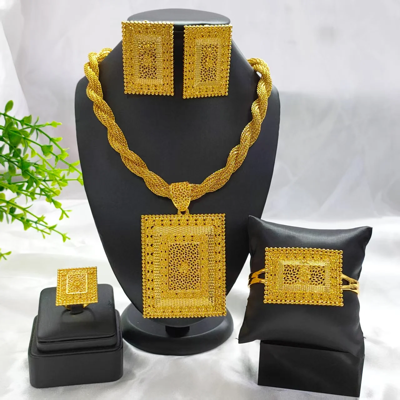 

Luxury Indian Dubai Irregular Necklace And Earrings Jewelry Sets For Women Ethiopian Bridal 24k Gold Color Set Wedding