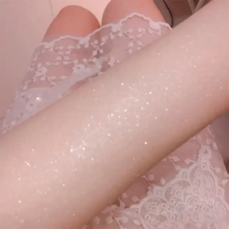 Polvo resaltador en espray de diamante para el cuerpo, líquido para resaltar, brillo de alto brillo para la cara, maquillaje corporal, brillo brillante, cosméticos