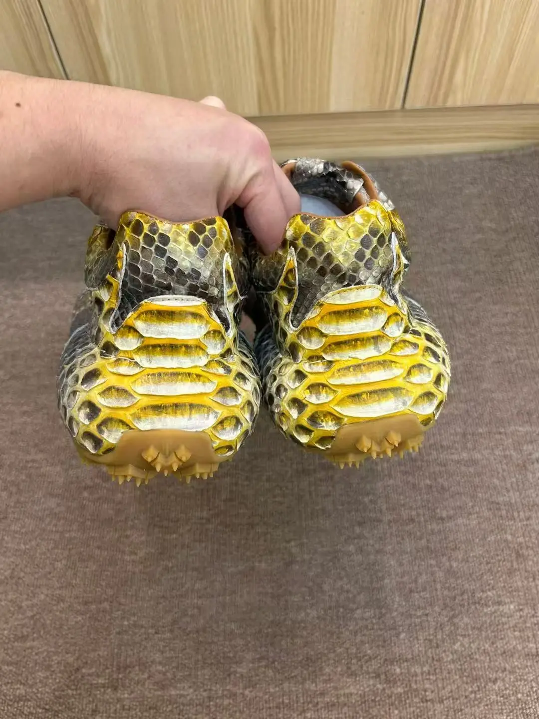 حذاء رجالي أصلي 100% من جلد الثعبان الحقيقي، حذاء رياضي رجالي عالي الجودة من جلد الثعبان باللون الذهبي والأصفر مع بطانة بقرة #3