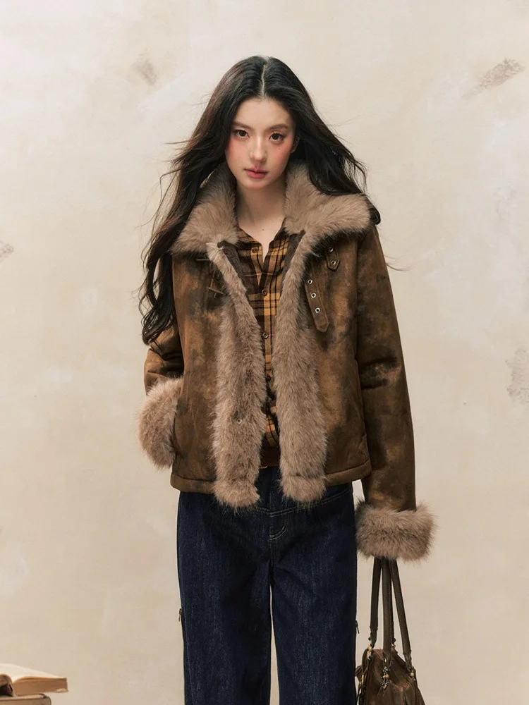 

This Is A Fashionable And Elegant Winter Coat For Women. It's A Retro Maillard Color Suede Short Style For Petite Women