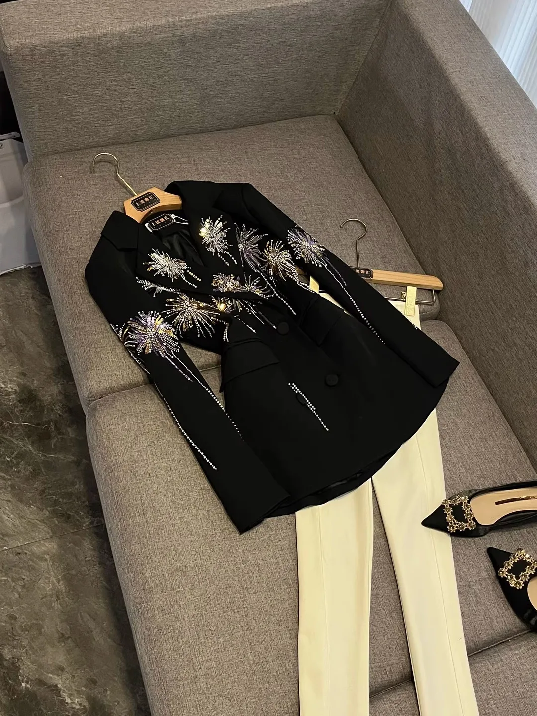 

Ele Retro Bla Embroidered Tassel Waist Suit Women's Spring 2026 New Sle X33 Straight Cut Long Sve Office Wear