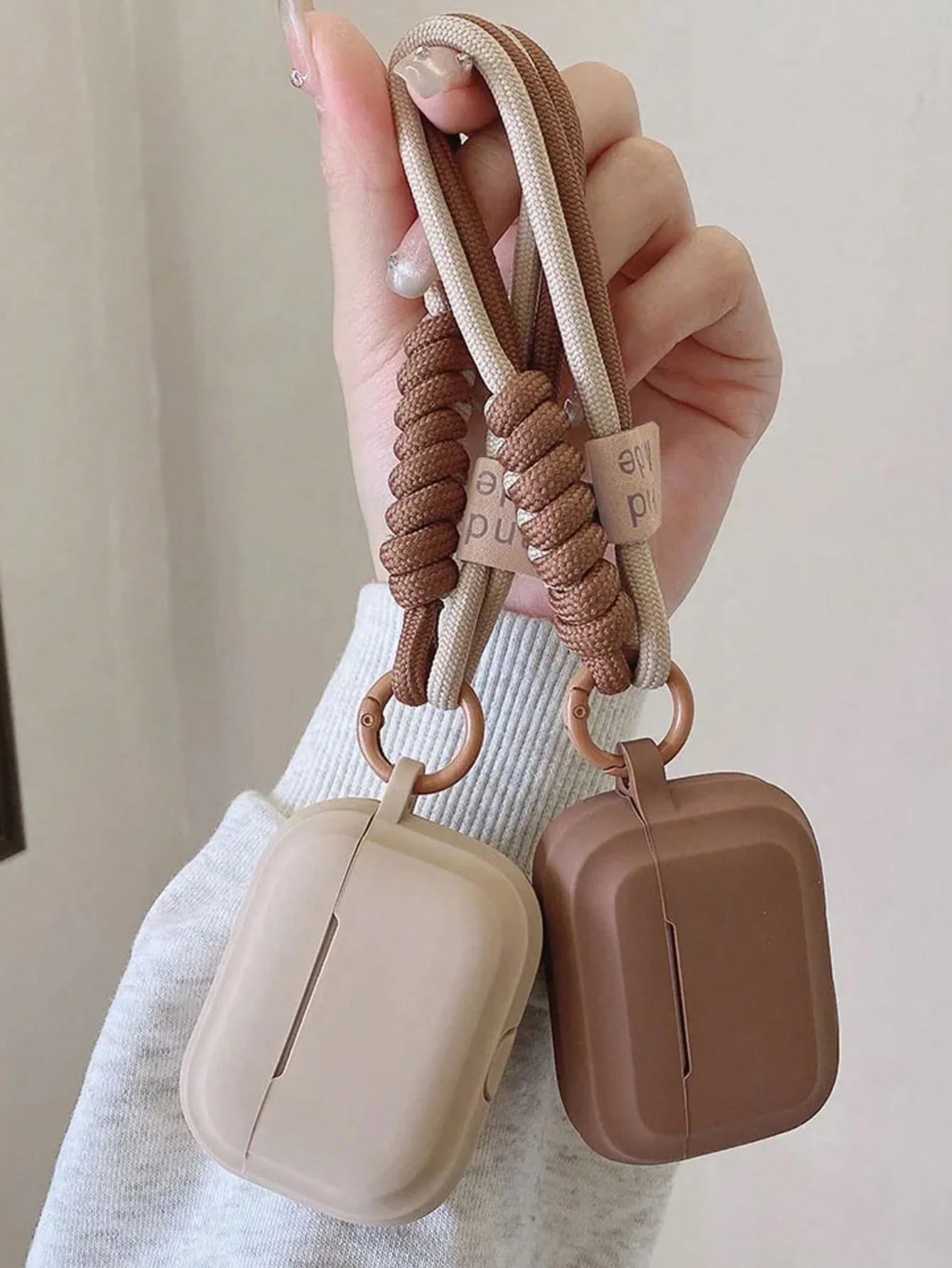 Einfache weiche Silikonhülle mit Lächeln-Handschlaufe für Apple Airpods 4 1 2 Pro 3, kabellose Bluetooth-Schutzhülle