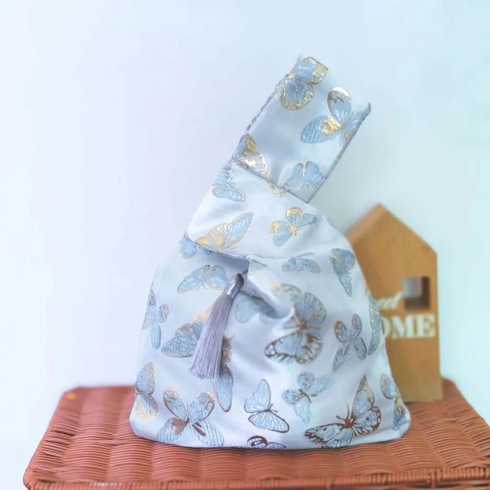 

Цветочная подвеска с кисточкой и узлом, наручная сумка, аксессуары Hanfu, темперамент, аксессуары Cheongsam, милый кошелек для хранения, сумка для мелких предметов