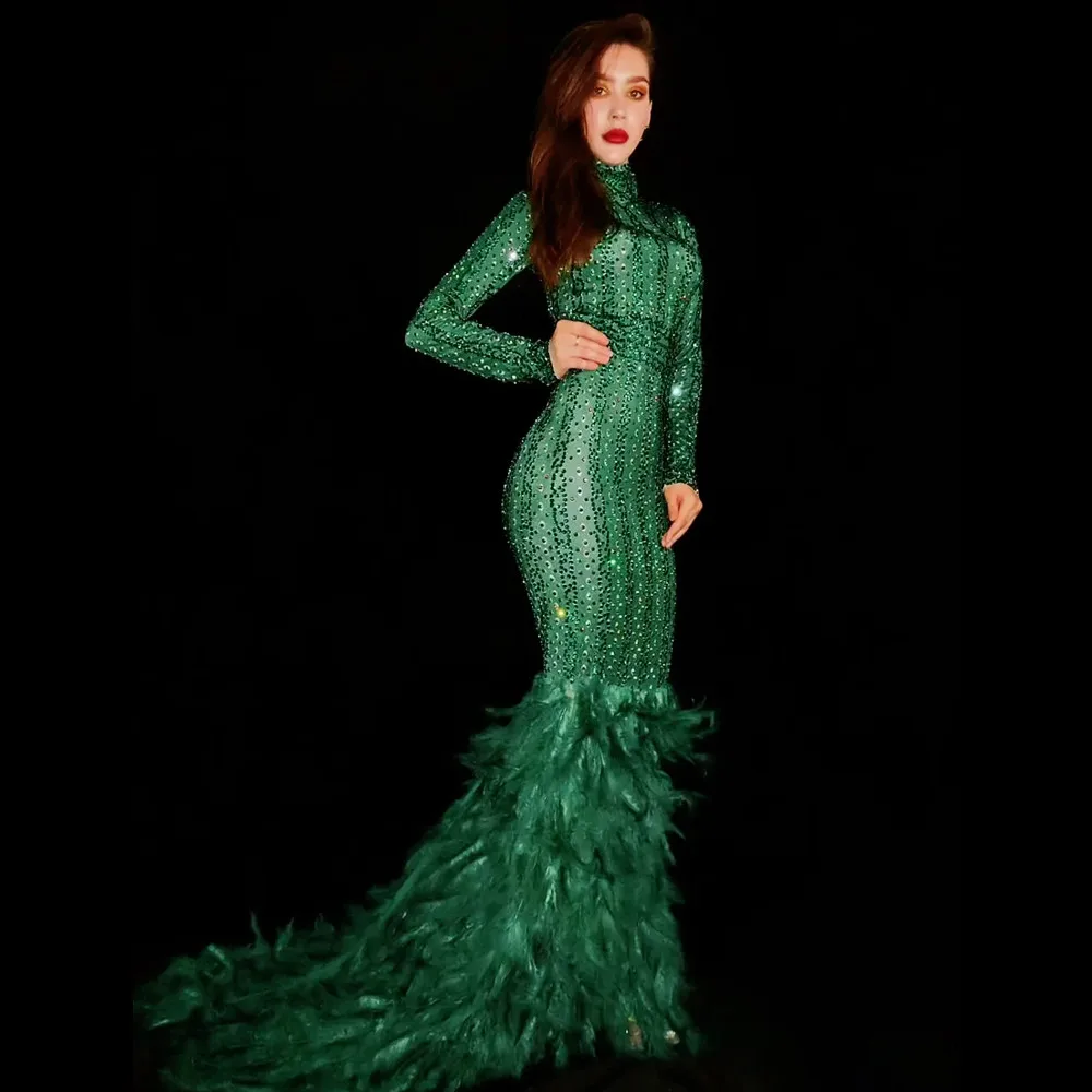 Robe de luxe en plumes de strass verts pour femmes, longueur au sol, robes de soirée, d'anniversaire, modèle de chanteur, Costume de défilé sur scène